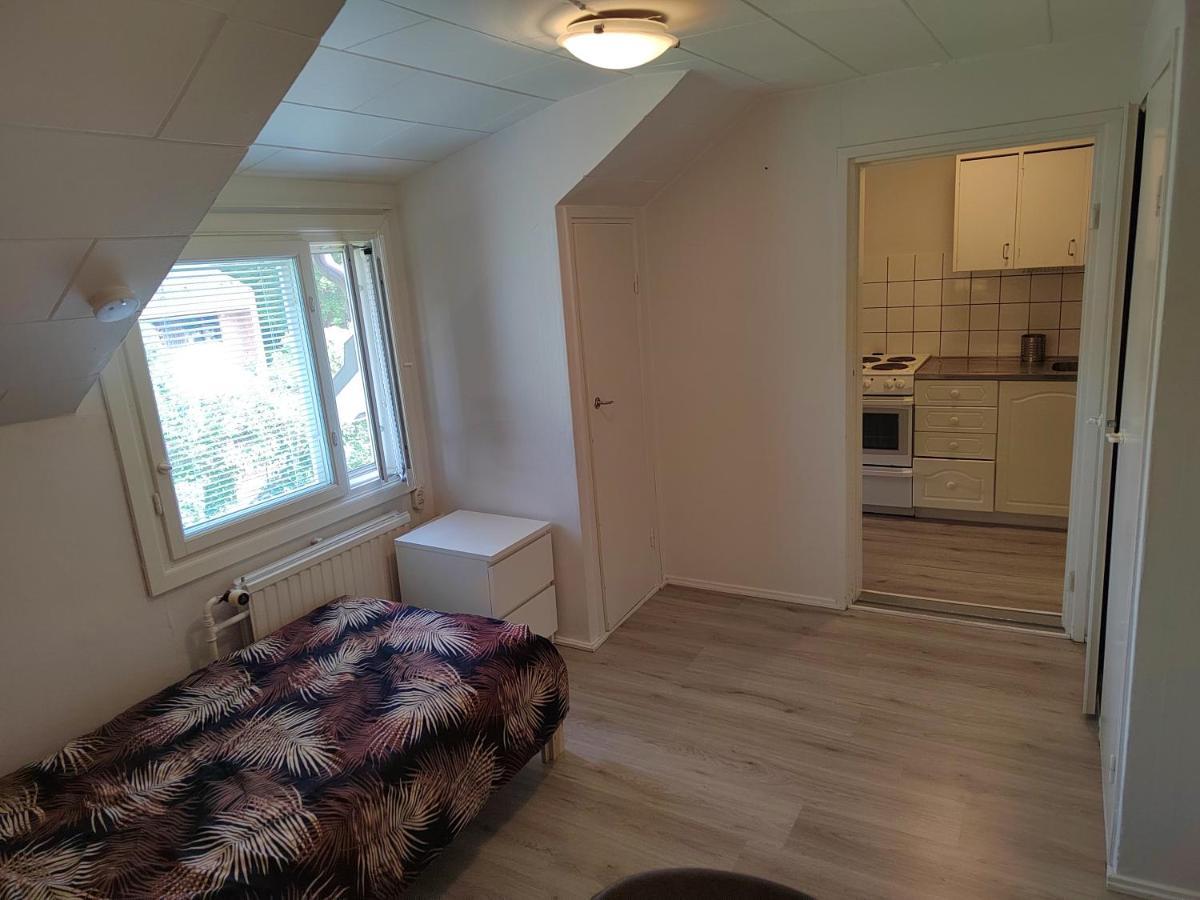 Kalle'S Unluxury Guest House Cl0Sed From 1St Of Feb 2025 ヘルシンキ エクステリア 写真