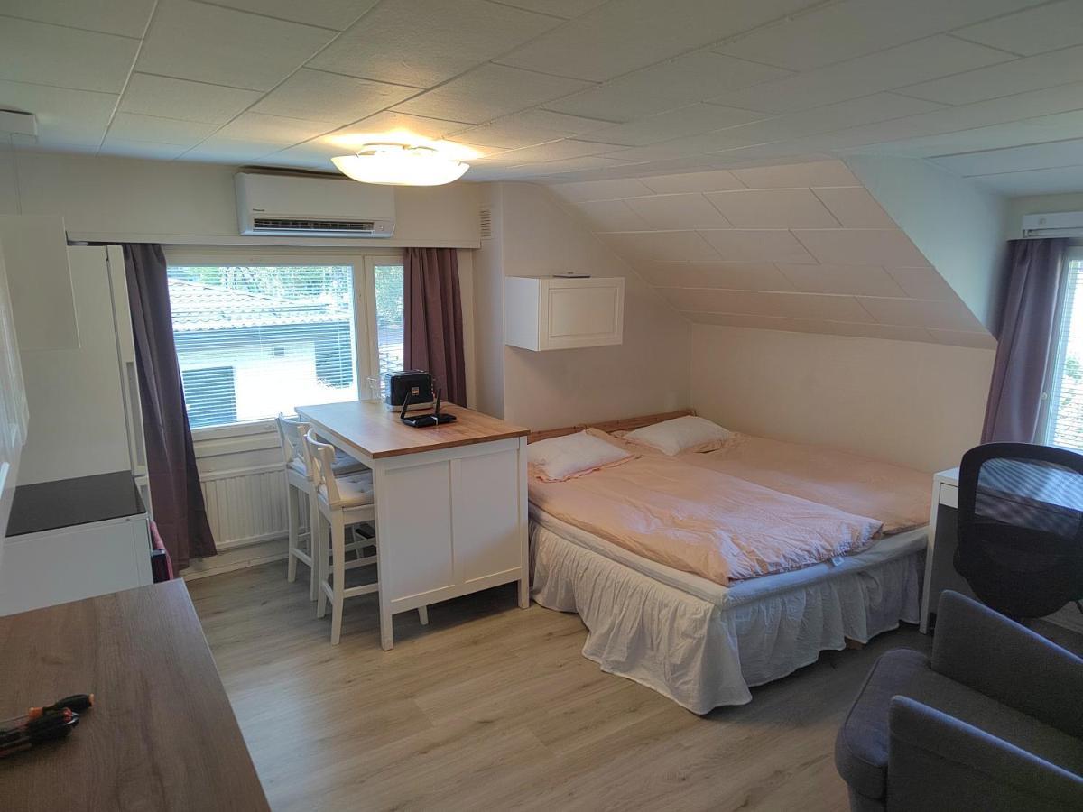Kalle'S Unluxury Guest House Cl0Sed From 1St Of Feb 2025 ヘルシンキ エクステリア 写真
